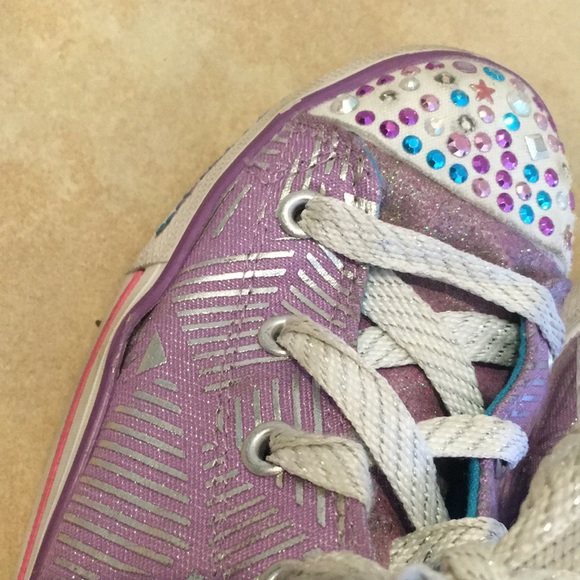 Twinkle toes - Picture 7 of 9